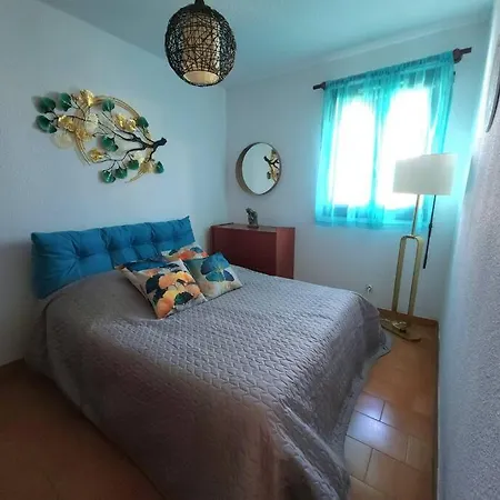 Apartment A 8 Mn A Pied Des Plages Avec Piscine Et Tennis *